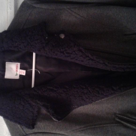 Ladies Jacket - Picture 4 of 4